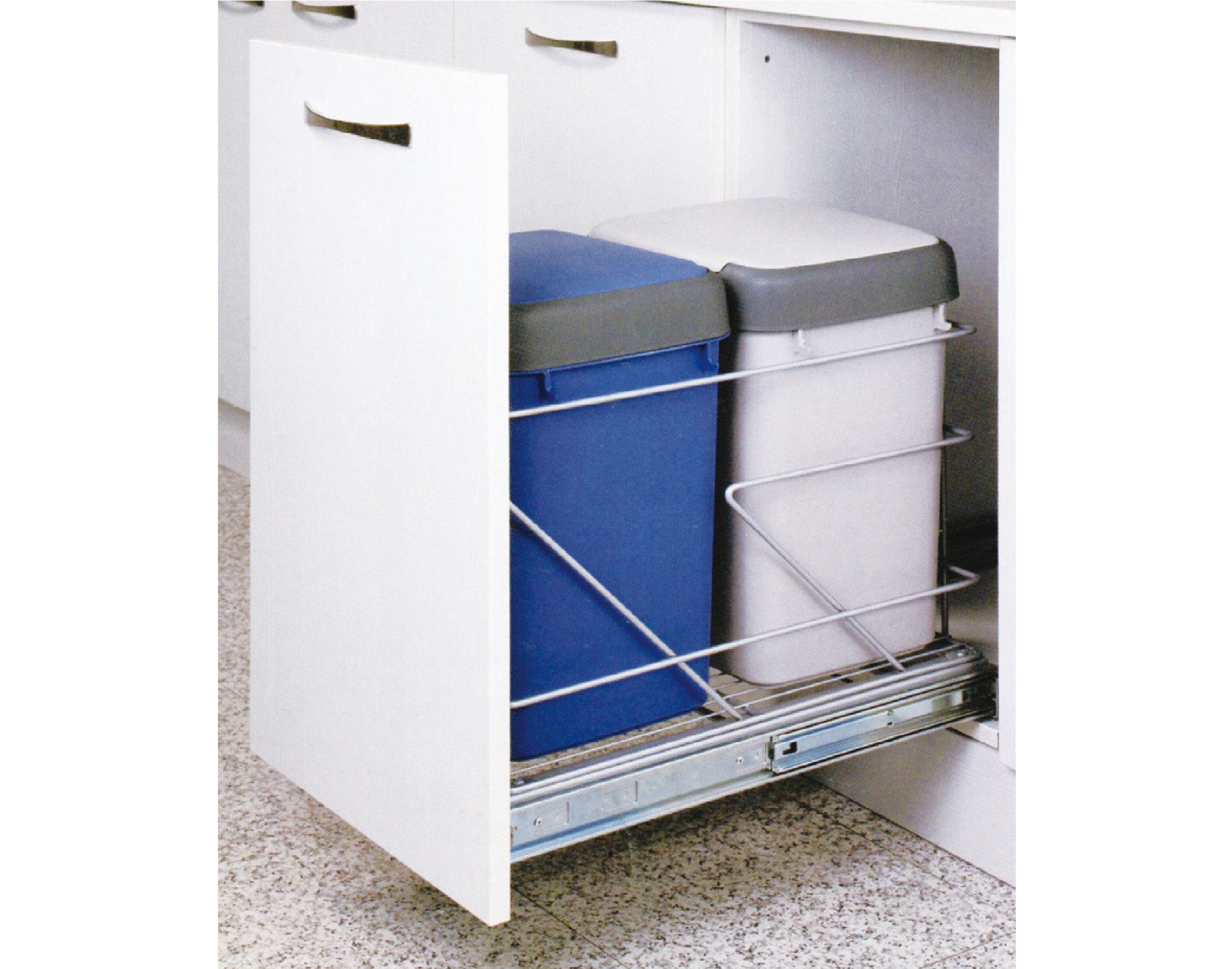 緩衝分類垃圾桶